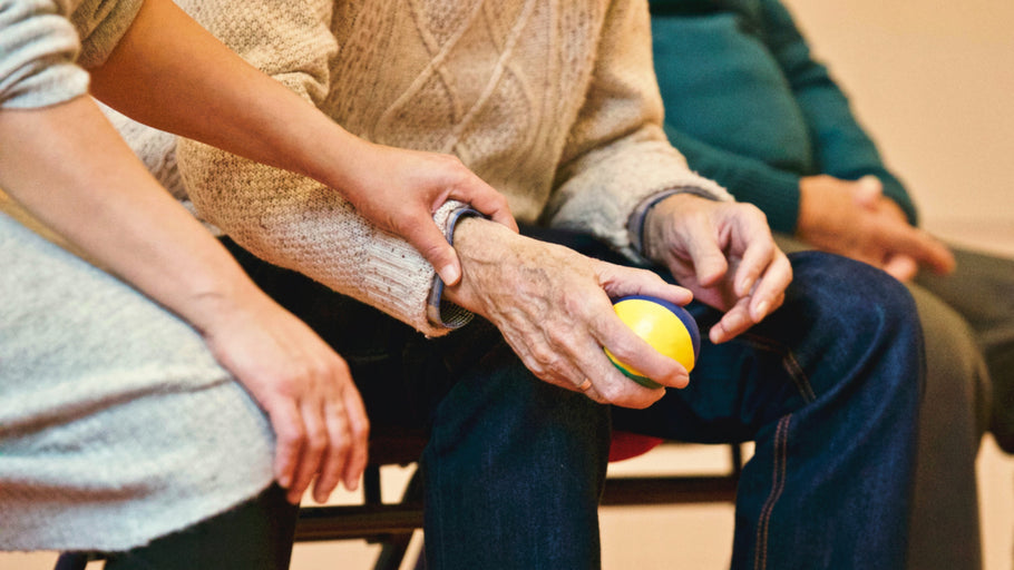 Benefits of Using Rollator in Osteoporosis